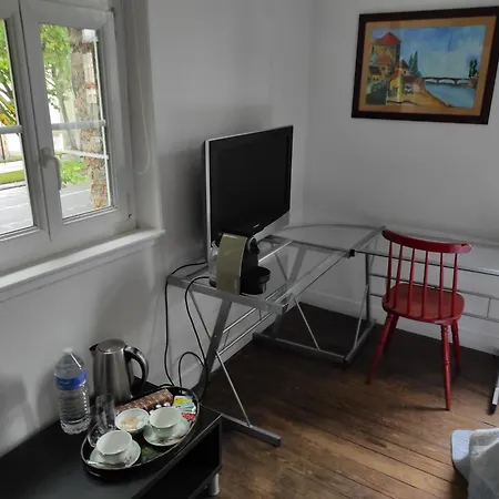 Alliances & Missions Medicales 4* Versailles