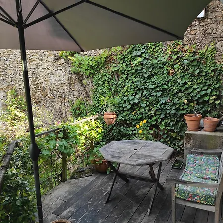 Bed & Breakfast Alliances & Missions Medicales 4*